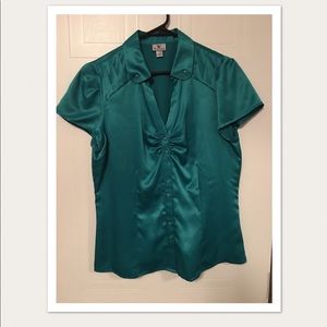 🆕💥Beautiful Green shirt💥